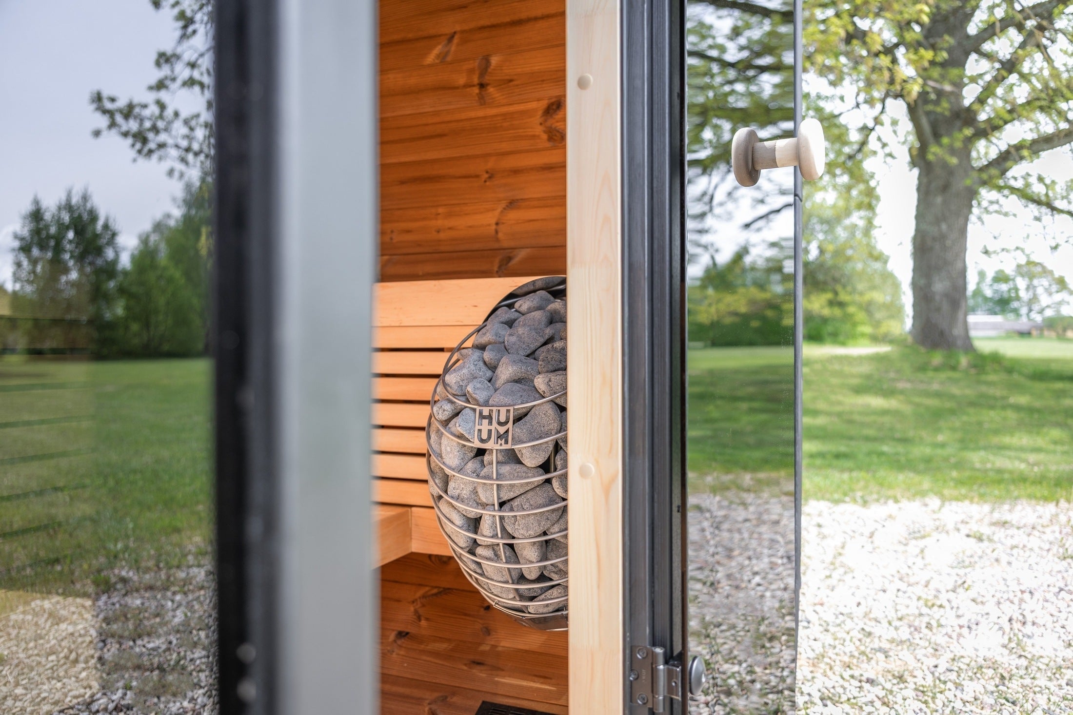 Leil Black Cube Classic 4 Person Outdoor Sauna Kit