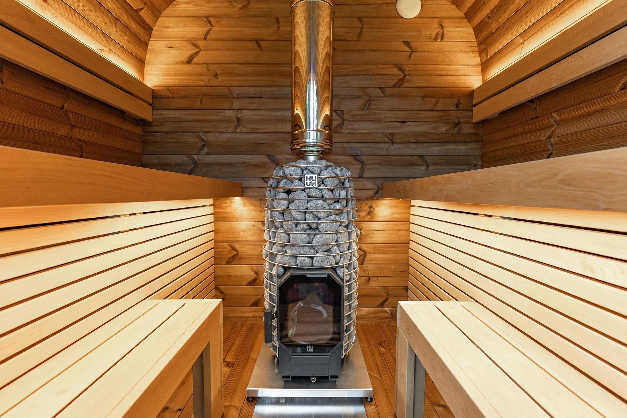 Leil Black Cube Comfort 6 Person Outdoor Sauna Kit