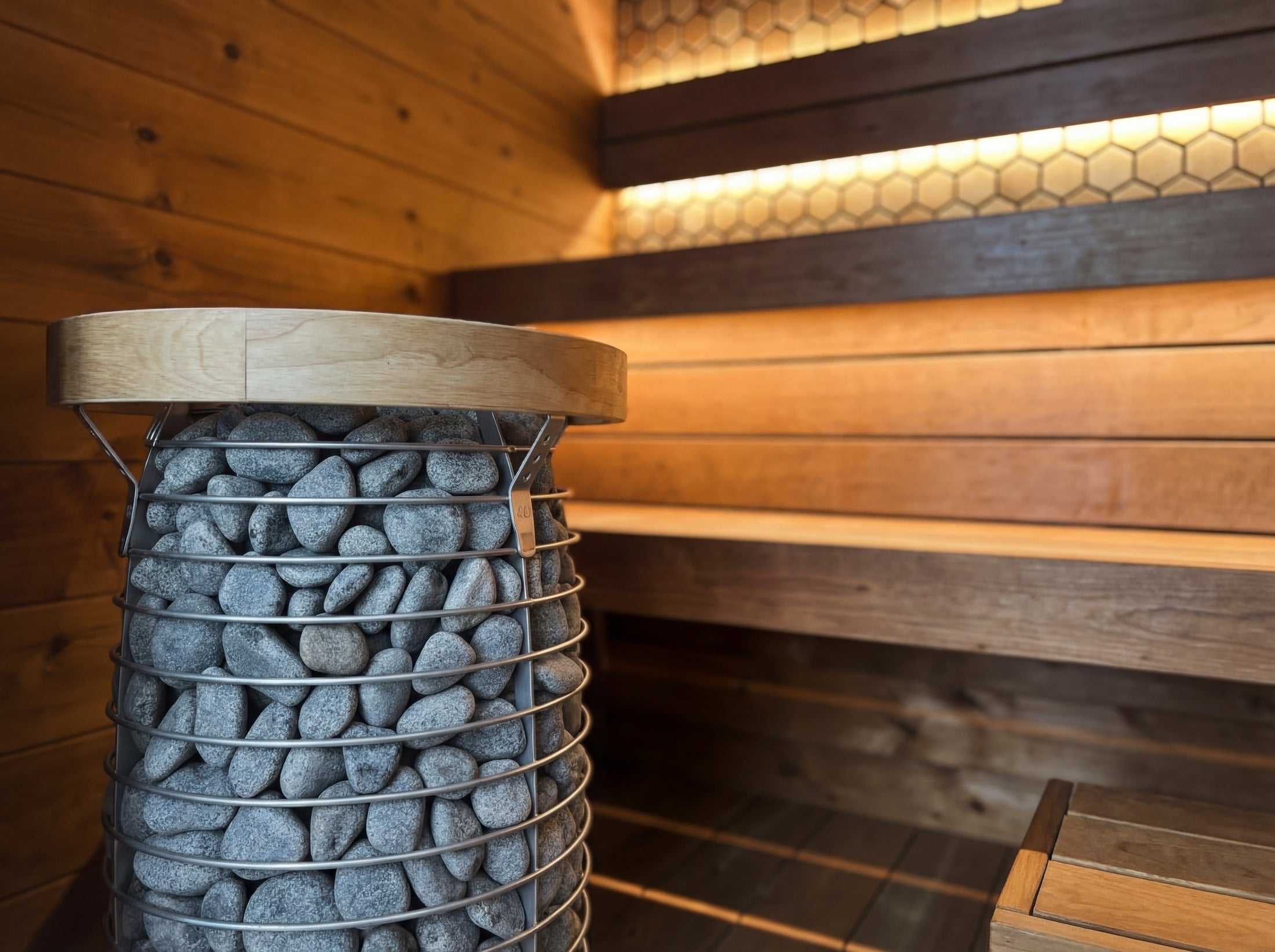 Leil Viva 250 4 Person Outdoor Sauna Kit