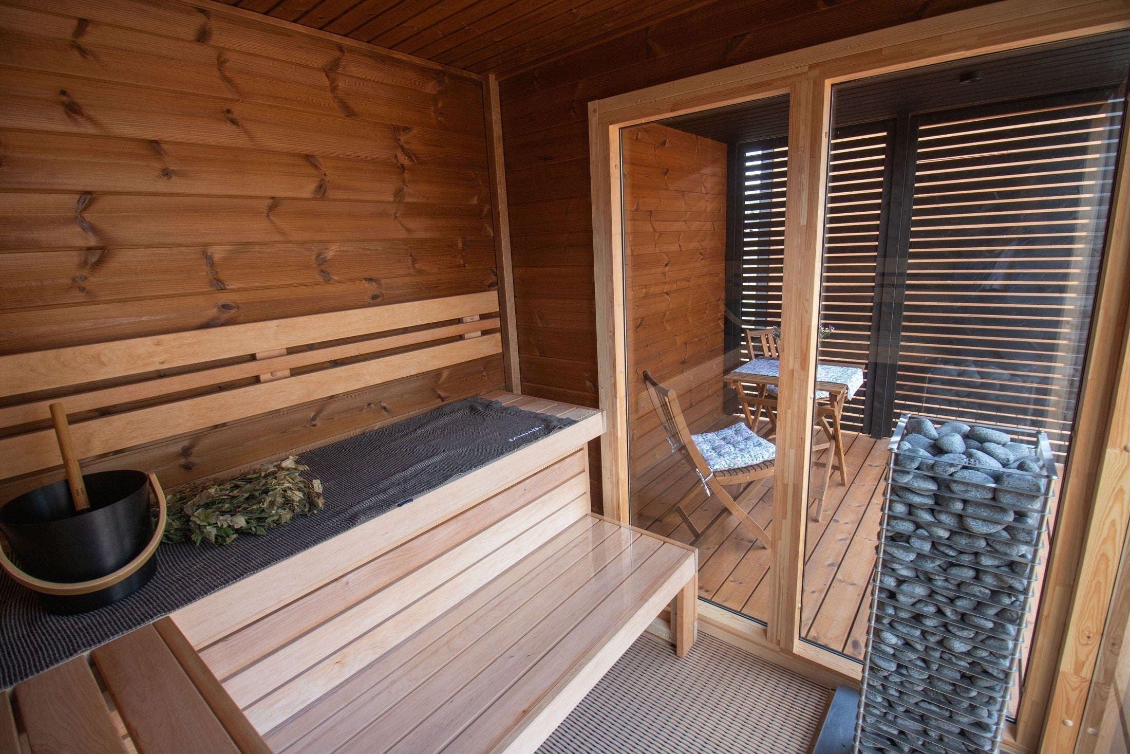 Leil Patio S Plus 4 Person Outdoor Sauna