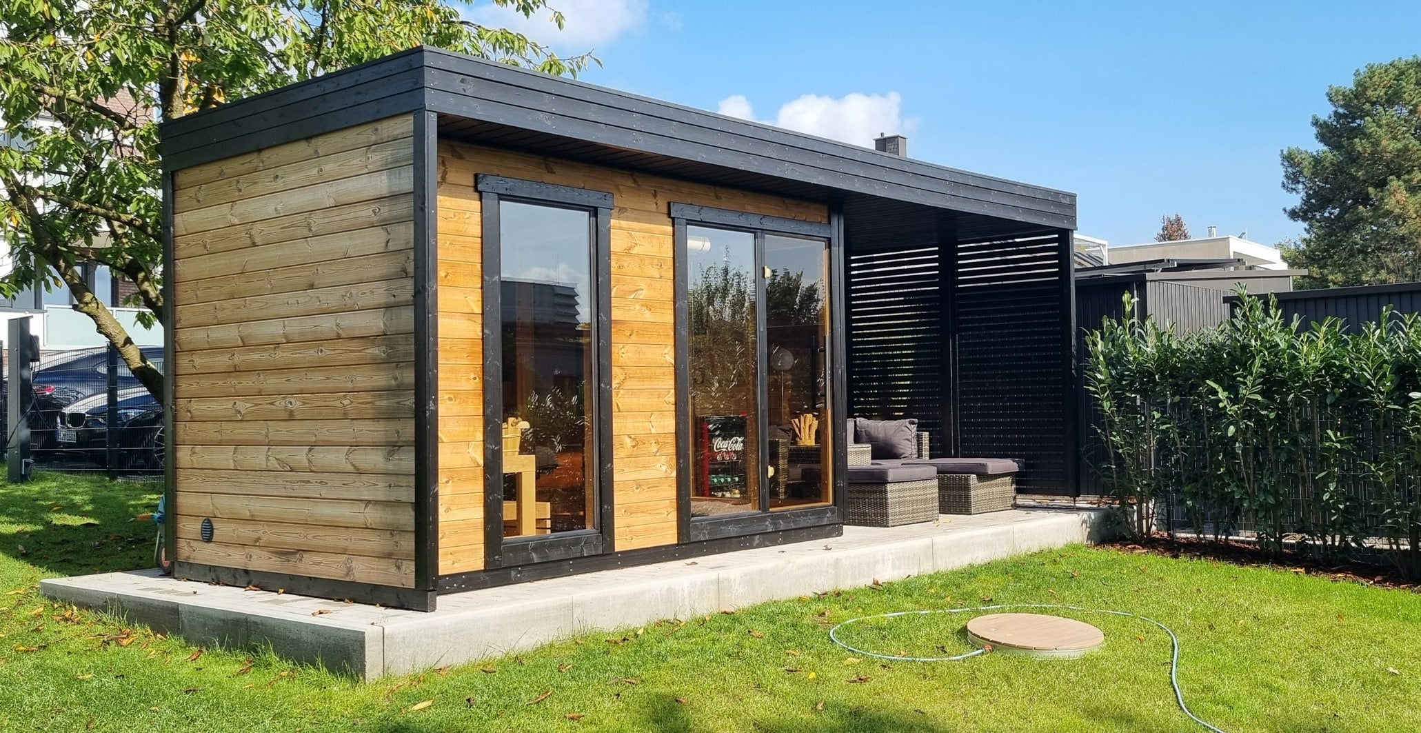 Leil Patio L Plus 5 Person Outdoor Sauna