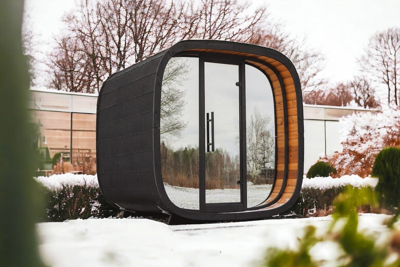 Leil Round Cube Mini Outdoor Sauna 4-5 Person
